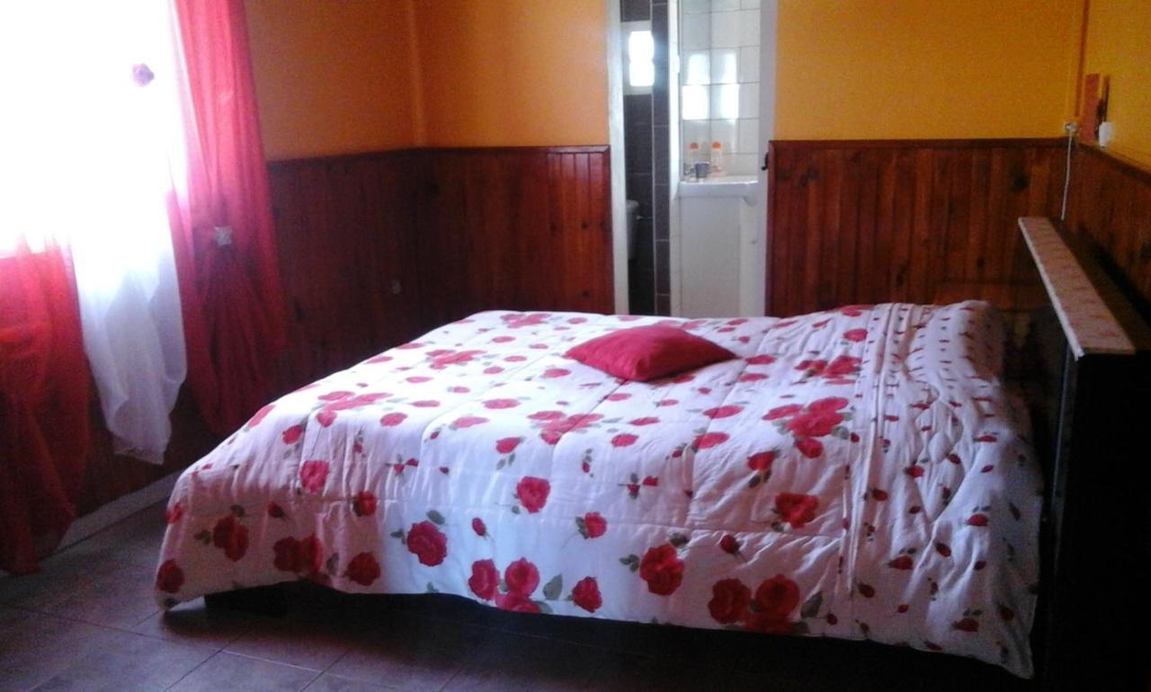 Bed and Breakfast Petite Fleur De Lentilles Силао Экстерьер фото