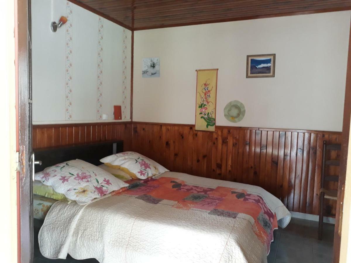 Bed and Breakfast Petite Fleur De Lentilles Силао Экстерьер фото