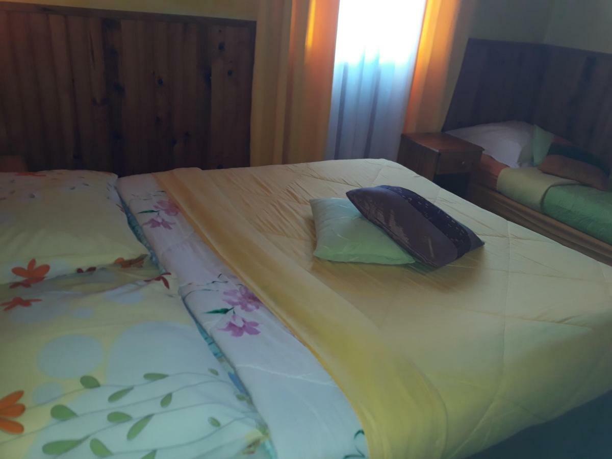 Bed and Breakfast Petite Fleur De Lentilles Силао Экстерьер фото