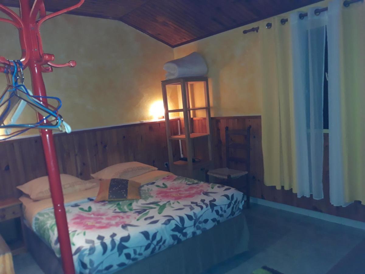 Bed and Breakfast Petite Fleur De Lentilles Силао Экстерьер фото