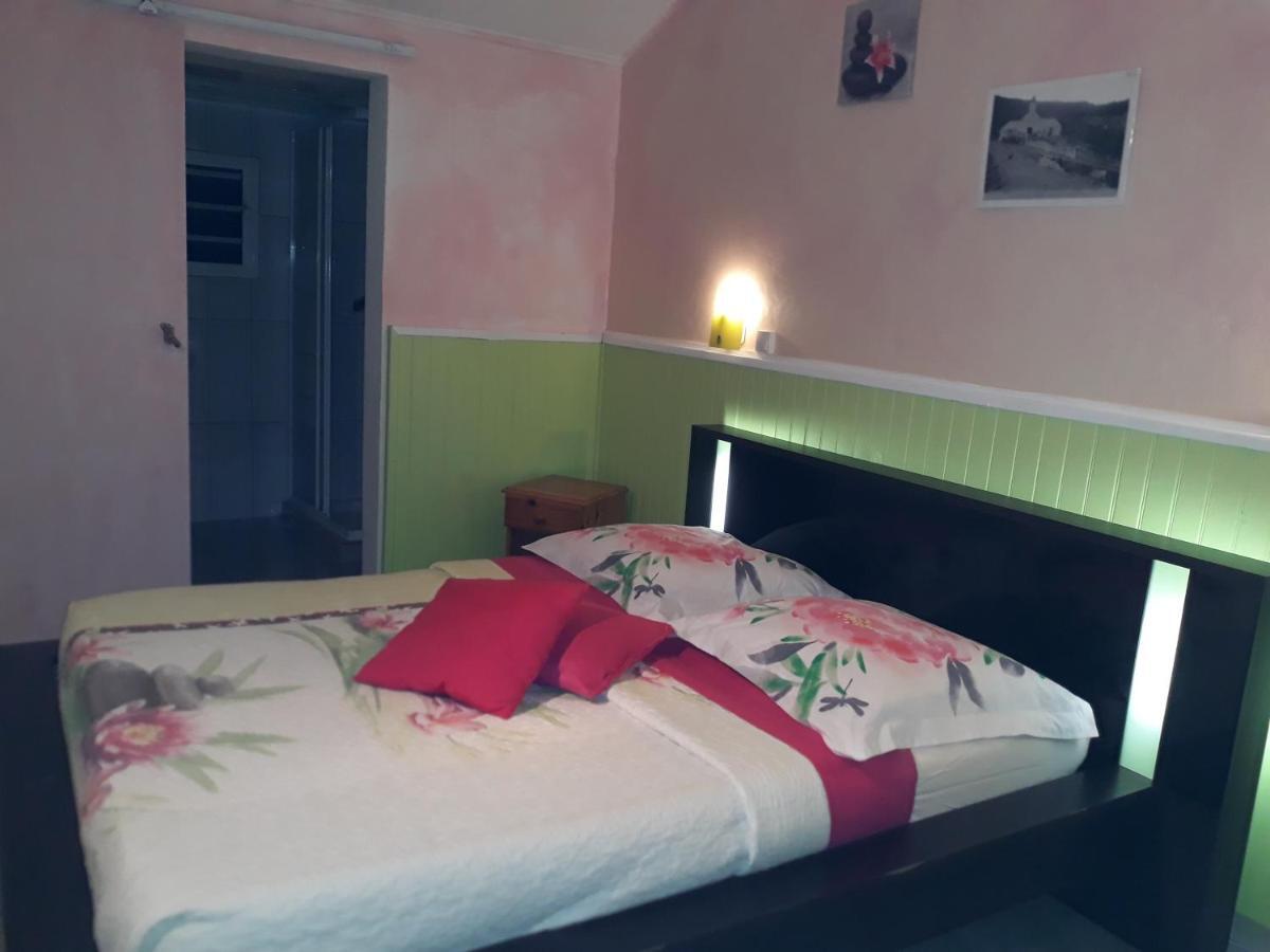 Bed and Breakfast Petite Fleur De Lentilles Силао Экстерьер фото